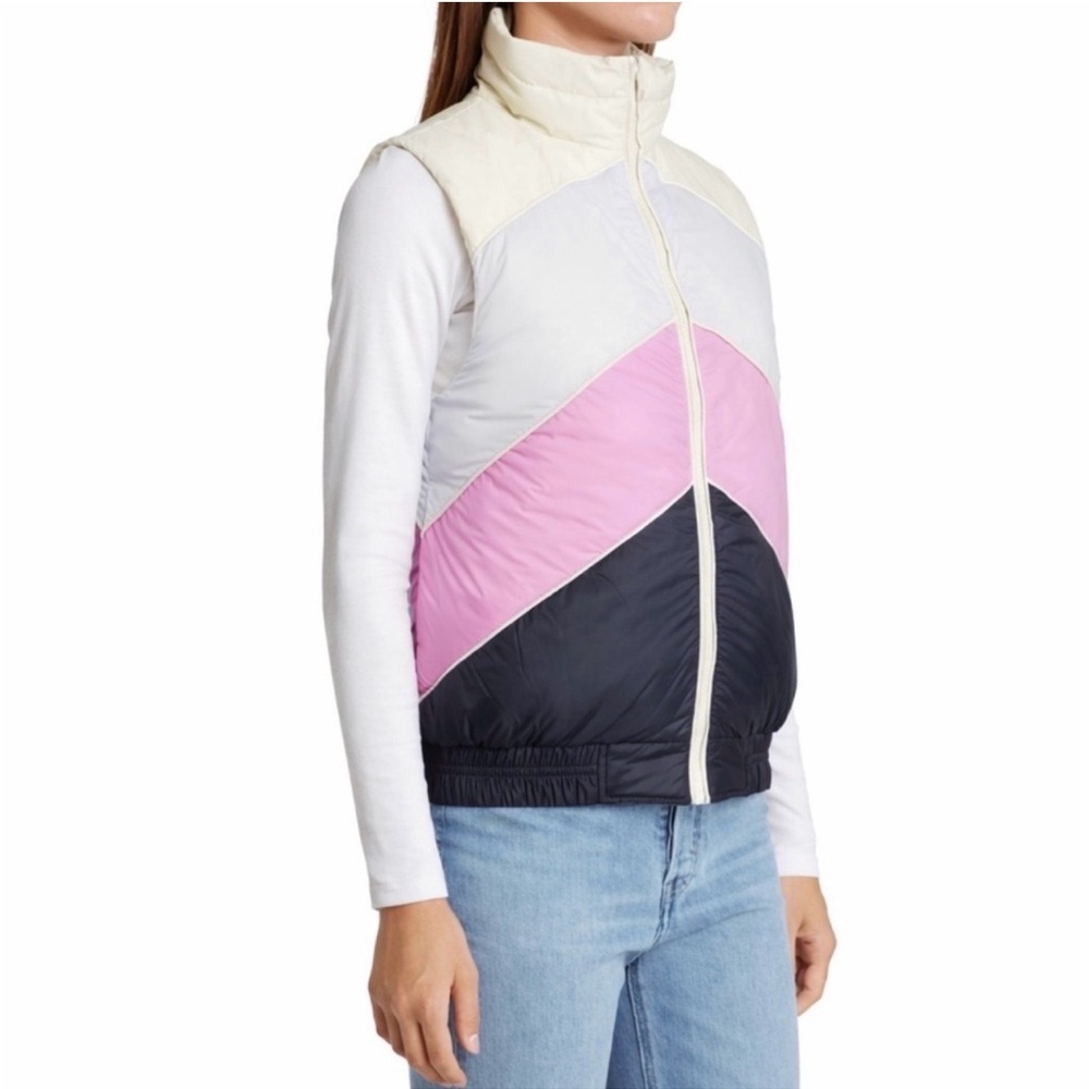 Marine Layer Colorblock Chevron Vest
-Reversible.
Excellent condition.
Women XL - Picture 3 of 4